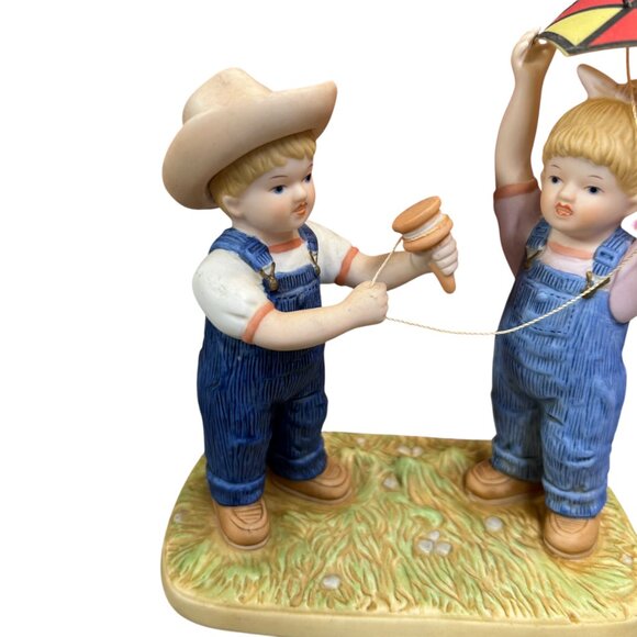Home Interiors 2005 Denim Days Let's Fly a Kite Danny Debbie Porcelain Figurine - Picture 5 of 8